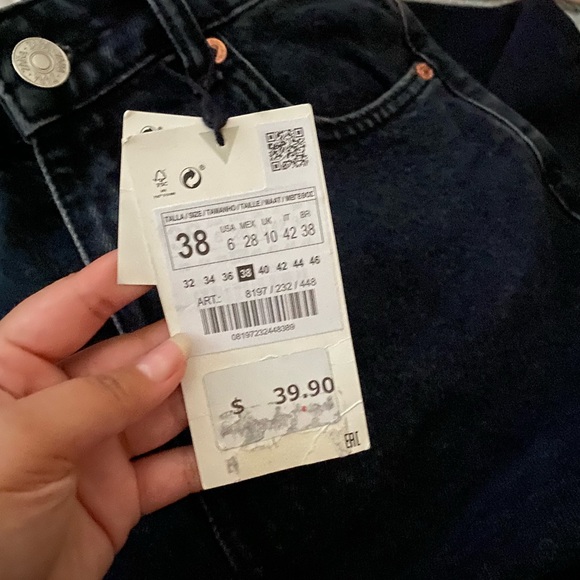 ZARA Black Mom Jeans - Picture 3 of 3